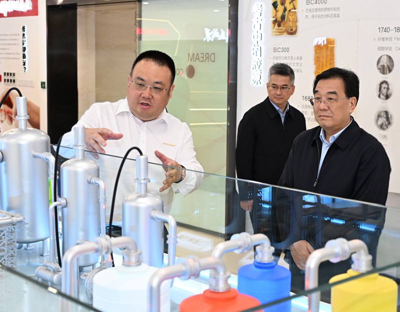 新闻 | 江苏省委书记信长星调研南宫28NG相信品牌力量医疗